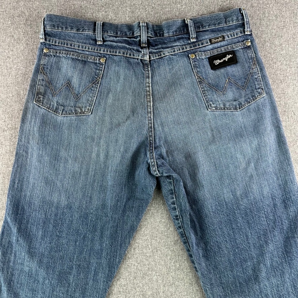 Wrangler Jeans Mens 38x32 7MSENVI Blue Straight Leg Denim